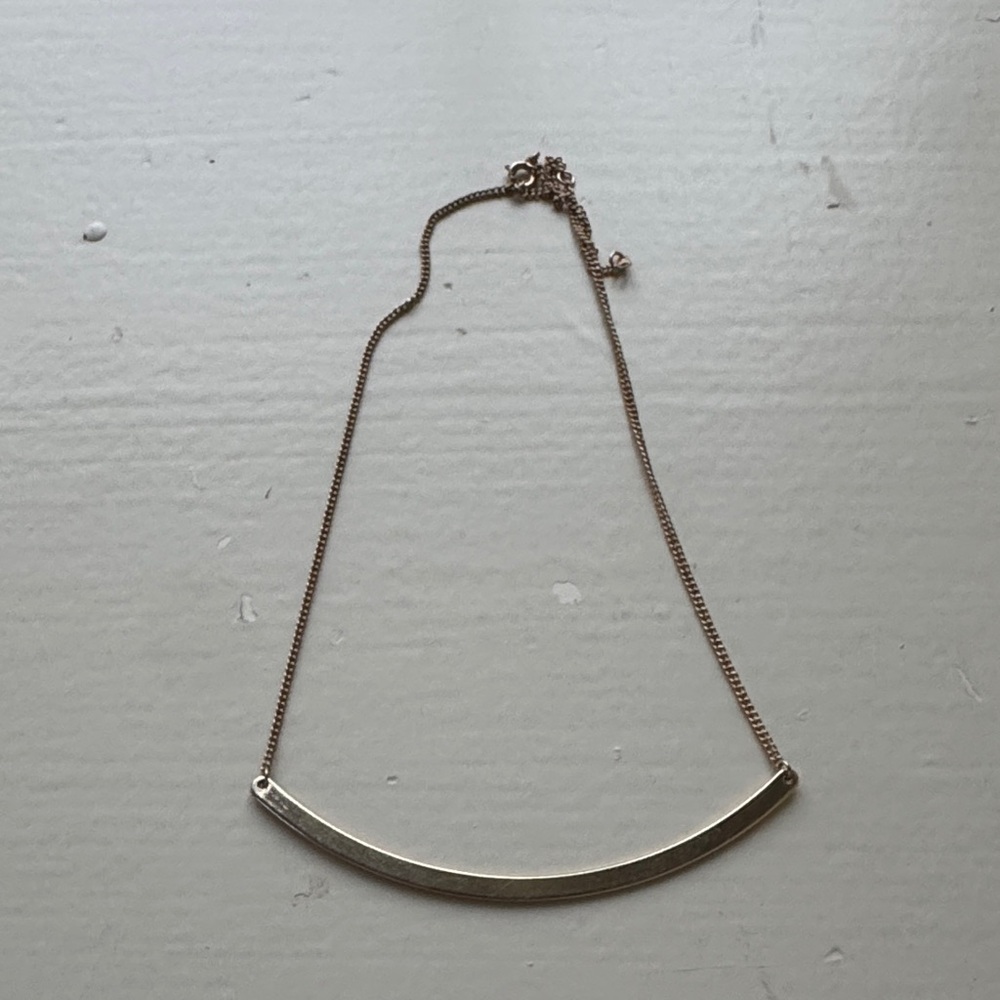 Elegant Gold Necklace